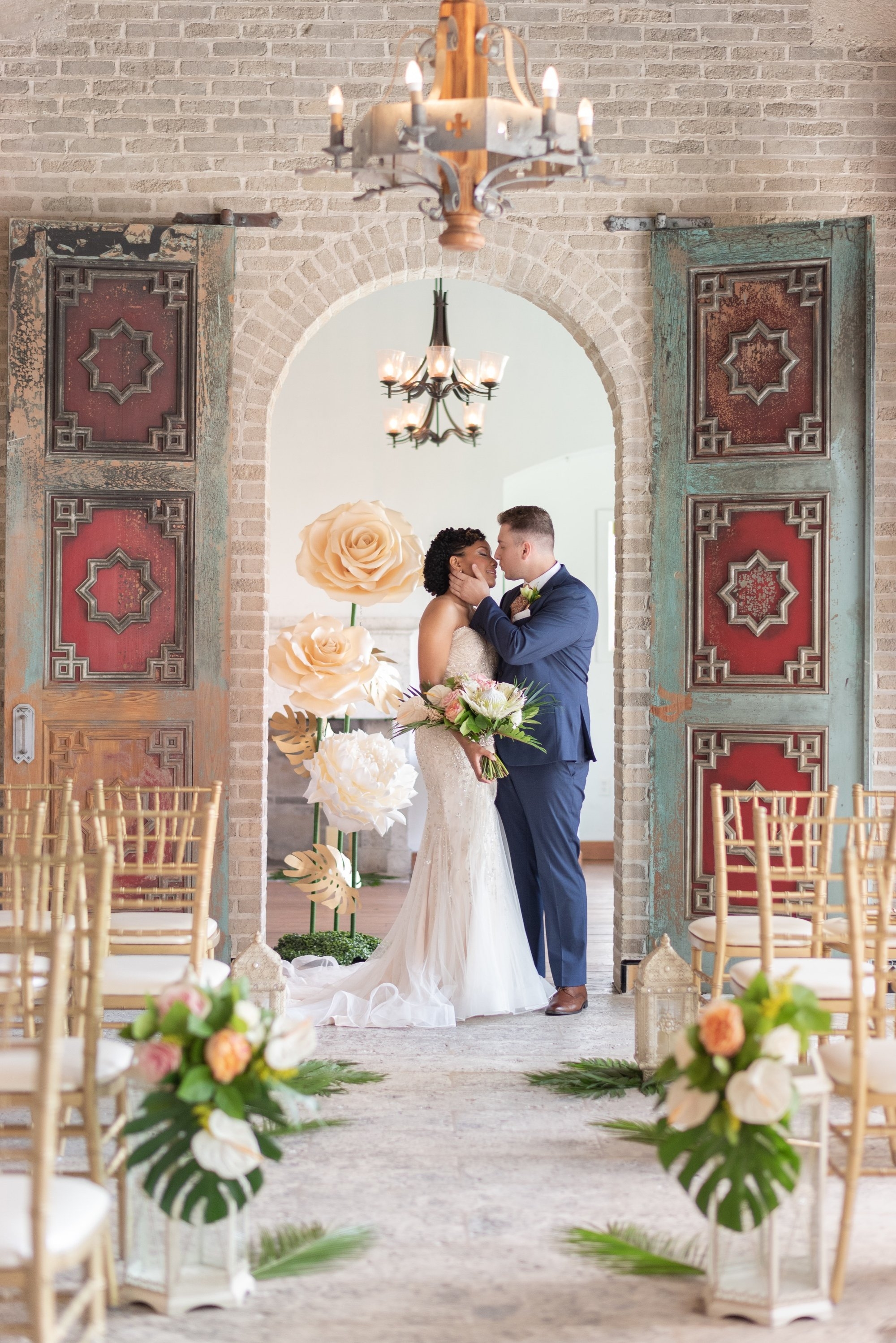 carousel-hero-element image-1