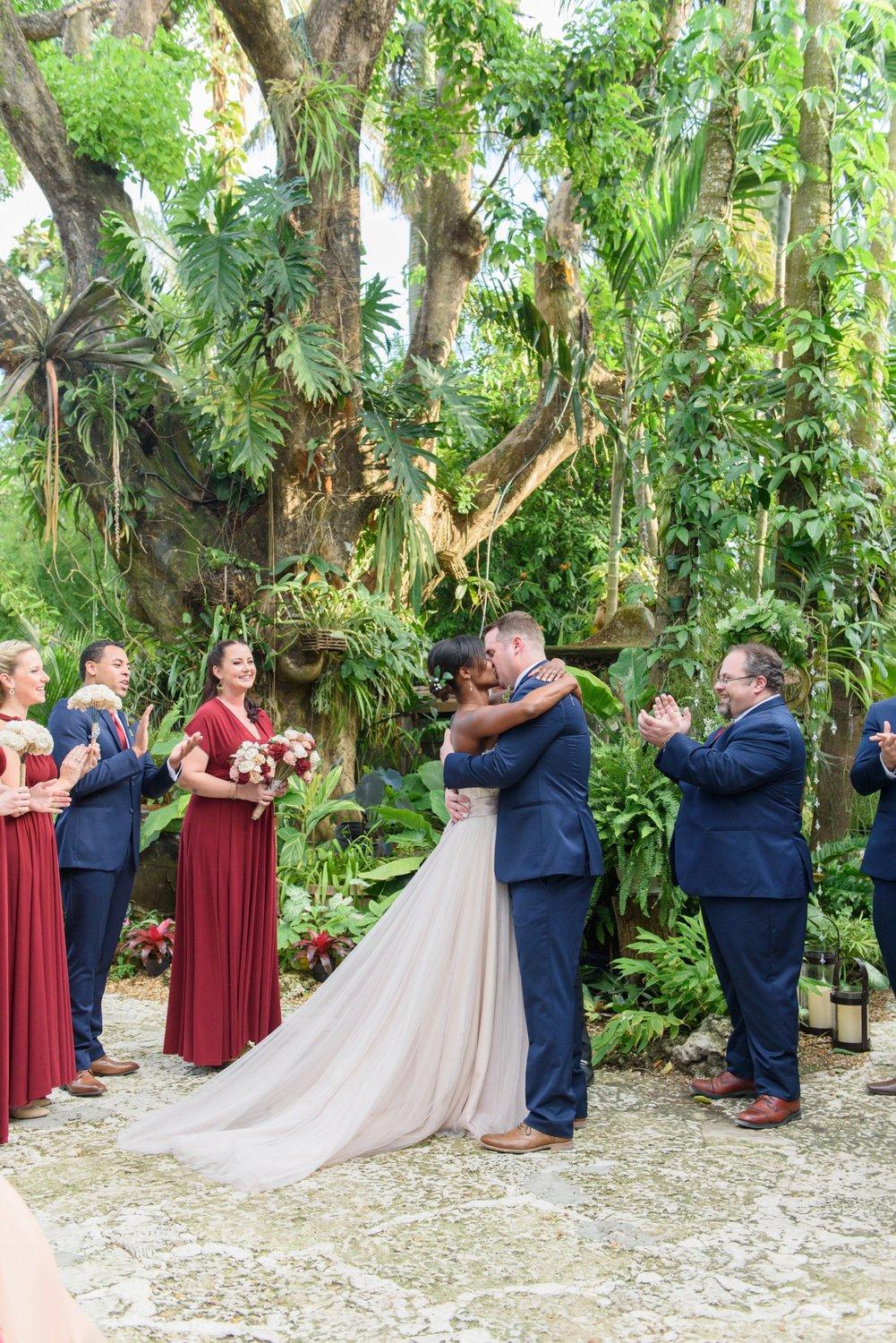 carousel-hero-element image-12